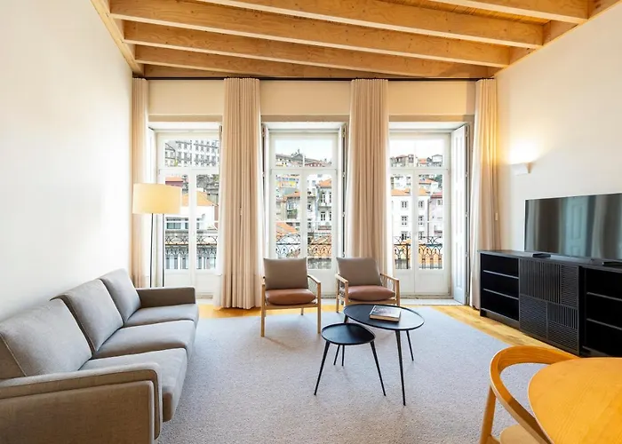 Mouzinho Village River