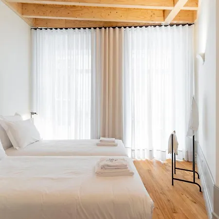 Mouzinho Village River Porto